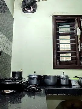 papukurty online show from November 10, 3:11 am