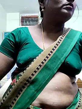 Snapshot of papukurty chatting on January 5, 5:27 pm papukurty online show from January 5, 5:27 pm