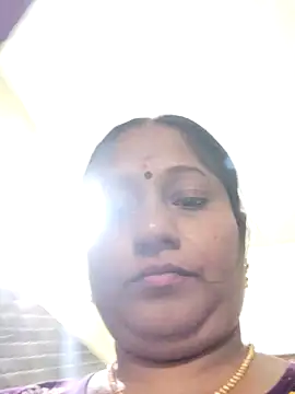 Snapshot of papukurty chatting on April 29, 2:38 am papukurty online show from April 29, 2:38 am