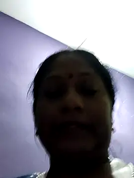 Snapshot of papukurty chatting on April 18, 7:58 pm papukurty online show from April 18, 7:58 pm