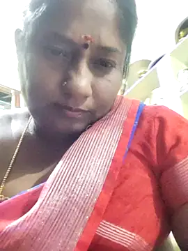 Snapshot of papukurty chatting on February 24, 1:56 pm papukurty online show from February 24, 1:56 pm