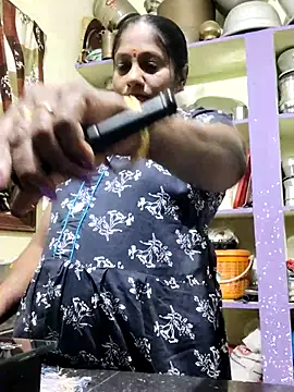 Snapshot of papukurty chatting on May 24, 4:18 pm papukurty online show from May 24, 4:18 pm