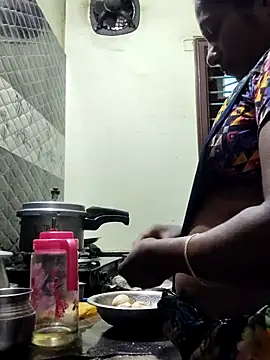 papukurty online show from March 26, 1:59 am