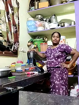 Snapshot of papukurty chatting on May 22, 2:53 am papukurty online show from May 22, 2:53 am
