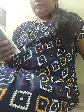 Snapshot of papukurty chatting on June 26, 2:12 pm papukurty online show from June 26, 2:12 pm