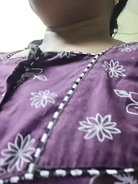 Snapshot of papukurty chatting on June 9, 1:56 pm papukurty online show from June 9, 1:56 pm