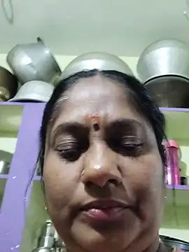 Snapshot of papukurty chatting on June 19, 2:06 am papukurty online show from June 19, 2:06 am