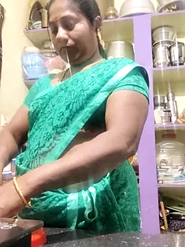 Snapshot of papukurty chatting on February 19, 2:03 pm papukurty online show from February 19, 2:03 pm