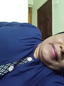 Snapshot of papukurty chatting on June 17, 5:56 pm papukurty online show from June 17, 5:56 pm