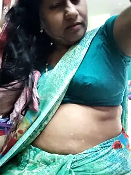 Snapshot of papukurty chatting on May 25, 8:24 am papukurty online show from May 25, 8:24 am
