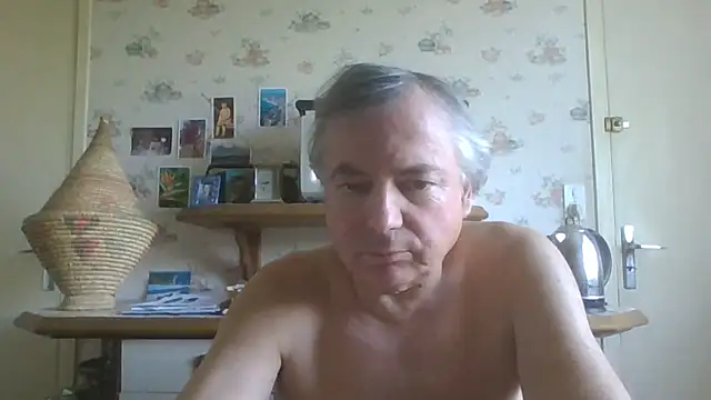 Snapshot of gegevincent chatting on May 22, 2:04 pm gegevincent online show from May 22, 2:04 pm