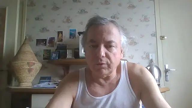 Snapshot of gegevincent chatting on May 4, 12:08 pm gegevincent online show from May 4, 12:08 pm