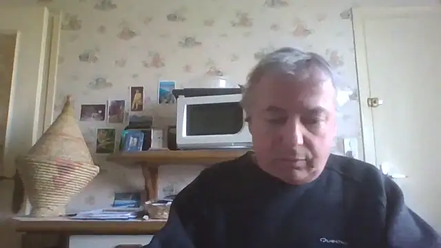 Snapshot of gegevincent chatting on April 22, 11:06 am gegevincent online show from April 22, 11:06 am