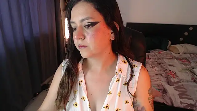 Abbyjoness21 online show from January 7, 8:14 pm