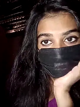 umairahaasan 1 online show from November 14, 10:08 am