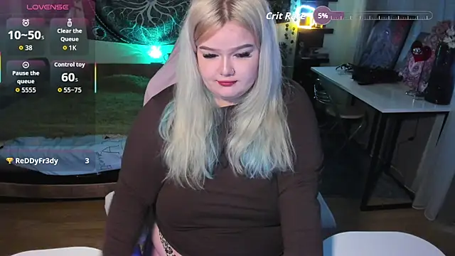  CandyM1lky  online show from February 26, 7:30 am