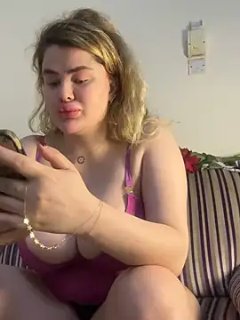 aydabella7777 online show from December 16, 5:28 pm