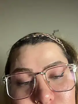 aydabella7777 online show from February 5, 7:21 pm