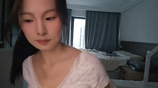 xiao-qinju online show from April 15, 3:23 am