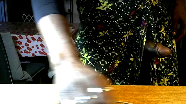 frenchblackc31 online show from February 19, 5:32 pm