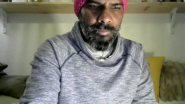 frenchblackc31 online show from January 7, 6:07 am