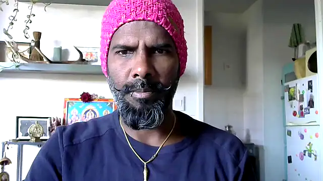 Snapshot of frenchblackc31 chatting on September 27, 9:04 am frenchblackc31 online show from September 27, 9:04 am
