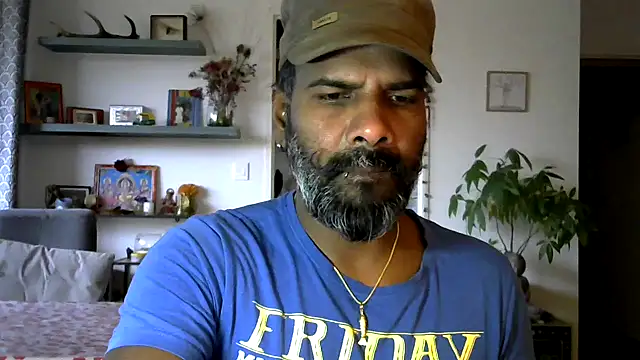 frenchblackc31 online show from March 5, 4:47 pm
