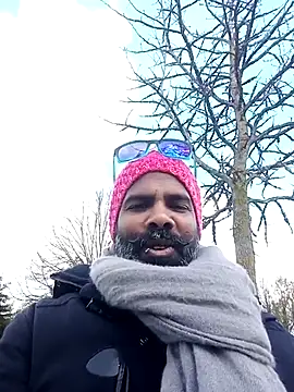 frenchblackc31 online show from March 14, 12:22 pm