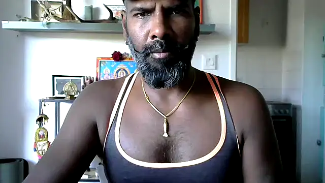 Snapshot of frenchblackc31 chatting on September 22, 8:42 am frenchblackc31 online show from September 22, 8:42 am