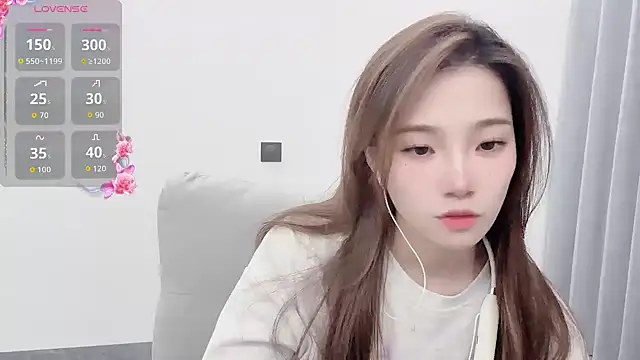 Snapshot of yuyu_77 chatting on October 29, 6:07 pm yuyu 77 online show from October 29, 6:07 pm