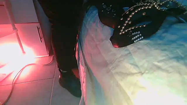 SatiroyNinfa online show from April 5, 9:32 pm