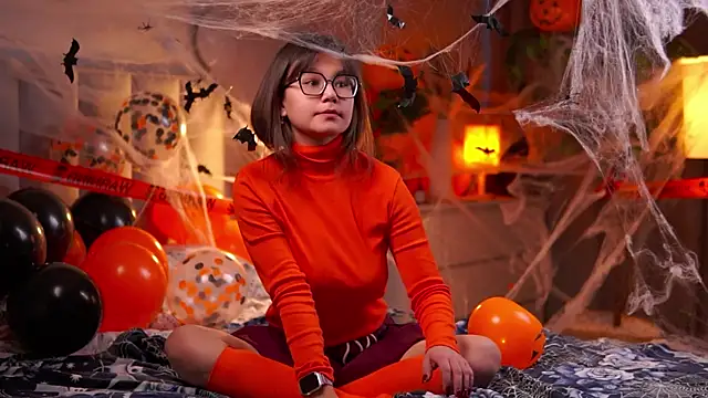 Julia PR0 online show from October 30, 11:08 am