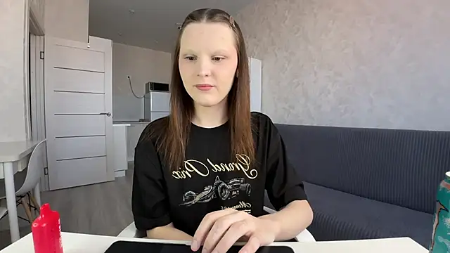 Snapshot of vertul1ana chatting on July 13, 2:05 pm vertul1ana online show from July 13, 2:05 pm