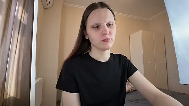 Snapshot of vertul1ana chatting on May 27, 2:02 pm vertul1ana online show from May 27, 2:02 pm