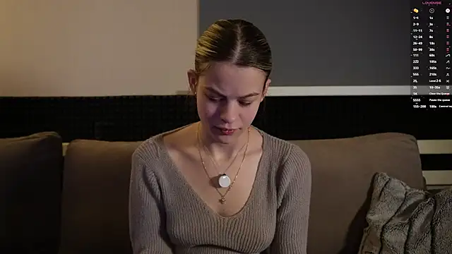 AnneVerity online show from April 16, 8:20 pm