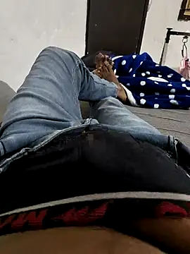 Snapshot of big_cocks_ravi chatting on March 27, 6:20 pm big cocks ravi online show from March 27, 6:20 pm