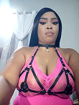 MadamPinky online show from March 12, 6:23 pm