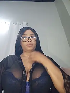 MadamPinky online show from May 29, 6:36 pm