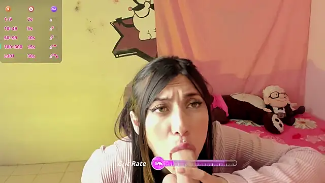 Alanaloiiss  online show from November 17, 10:14 pm