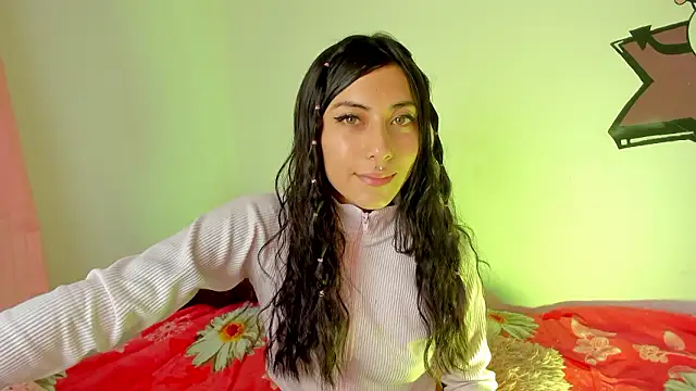 Snapshot of Alanaloiiss_ chatting on February 6, 8:27 pm Alanaloiiss online show from February 6, 8:27 pm