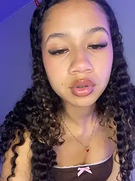 jadee8 online show from October 5, 1:40 am