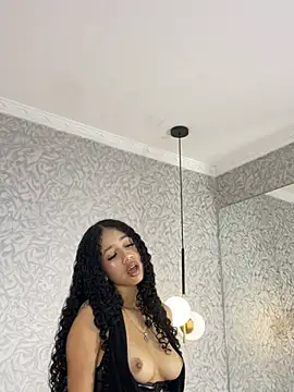 jadee8 online show from July 31, 5:10 pm
