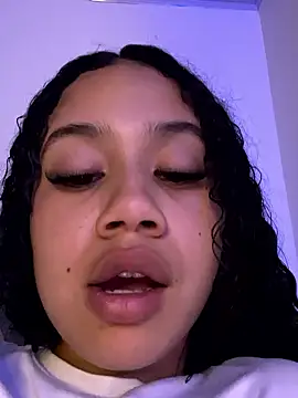 jadee8 online show from January 10, 5:36 am