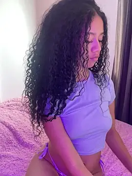 jadee8 online show from March 10, 6:45 pm