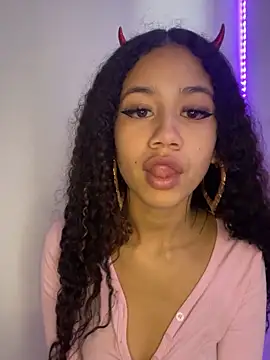 jadee8 online show from October 29, 7:46 pm