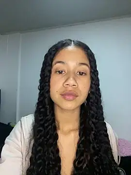 jadee8 online show from March 29, 12:01 am