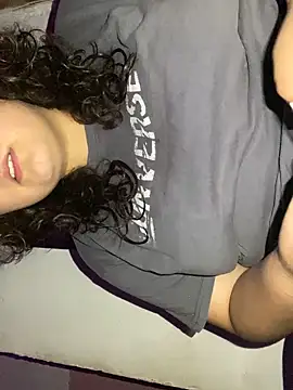 Snapshot of Solangerulo_ chatting on February 13, 5:07 am Solangerulo online show from February 13, 5:07 am