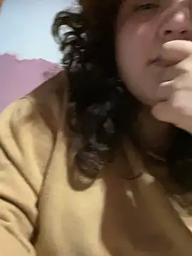 Snapshot of Solangerulo_ chatting on February 19, 9:39 am Solangerulo online show from February 19, 9:39 am