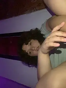 Snapshot of Solangerulo_ chatting on February 12, 4:12 am Solangerulo online show from February 12, 4:12 am