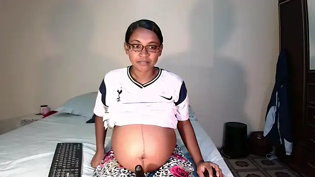 indiansweetflava online show from April 5, 12:23 pm